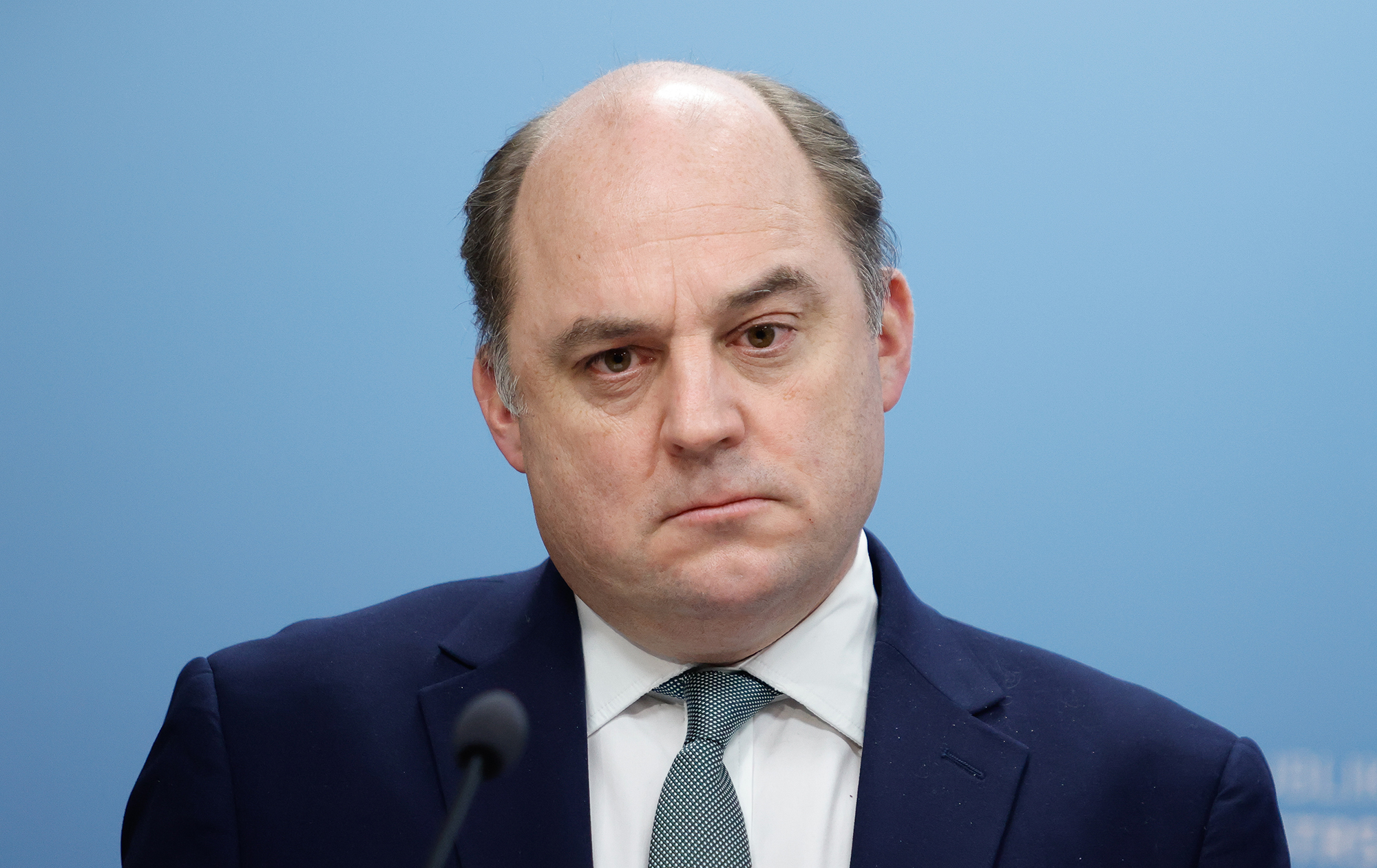 От поддержки до истории с Amazon. Что сделал и чем запомнится Бен Уоллес для Украины